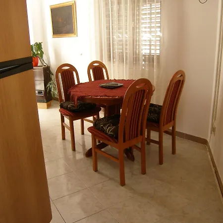 In Pula/istrien 34289 アパート *