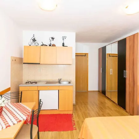Apartmán In Pula/istrien 34289 *